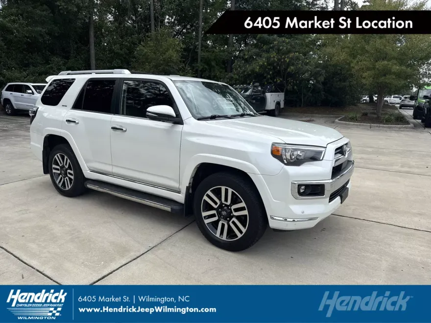 2023 Toyota 4Runner Limited photo 1