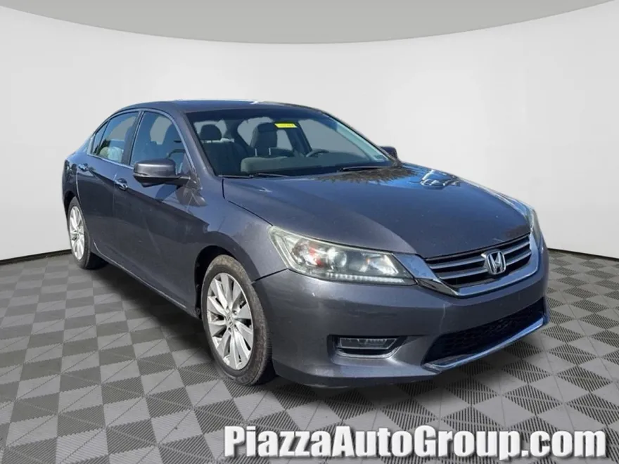 2013 Honda Accord EX photo 1