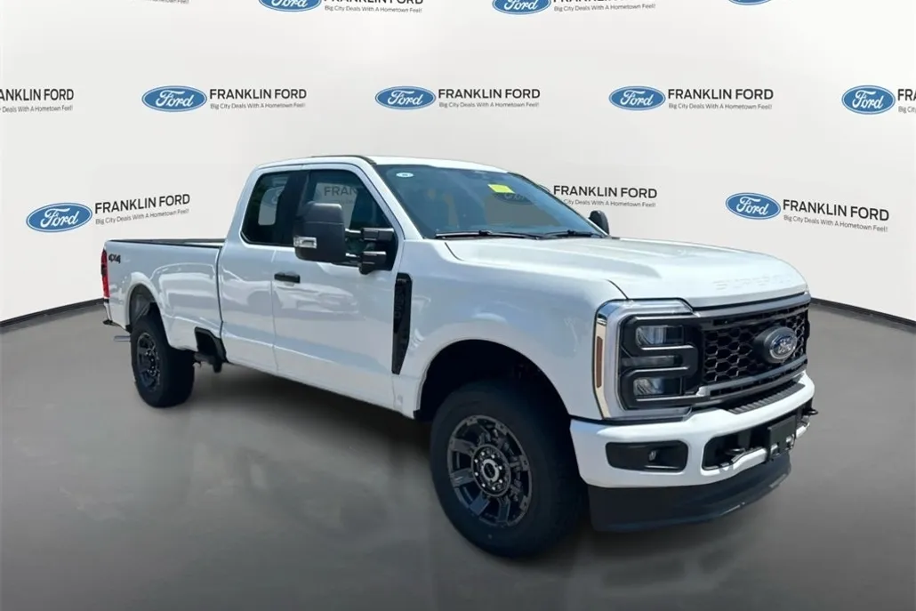 2025 Ford F-350 photo 1