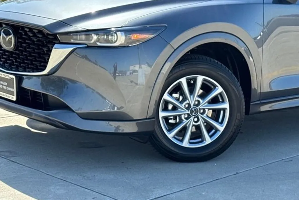 2024 Mazda CX-5 Preferred photo 1