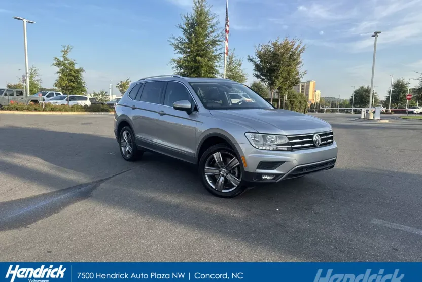 2020 Volkswagen Tiguan SEL photo 1