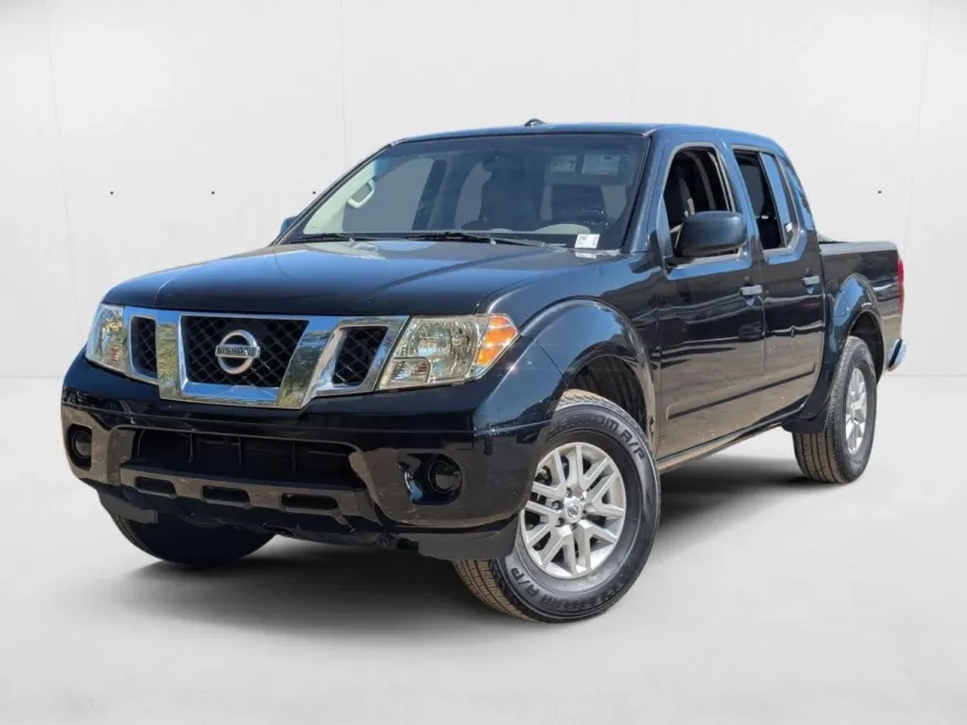 2016 Nissan Frontier SV photo 1