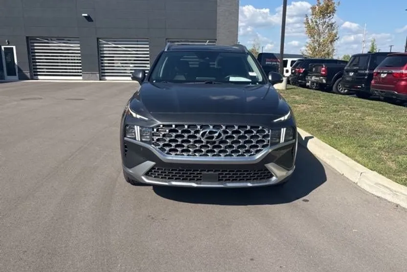 2023 Hyundai Santa Fe Limited photo 1