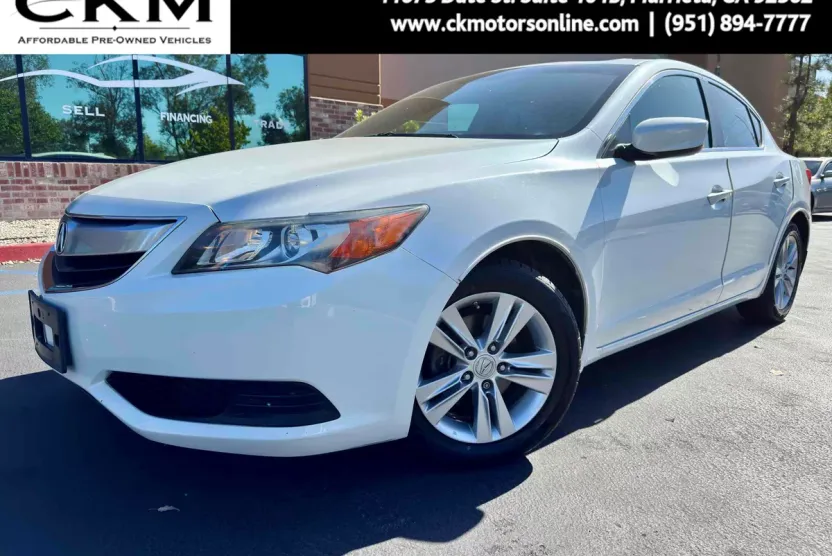 2013 Acura ILX 2.0L photo 1