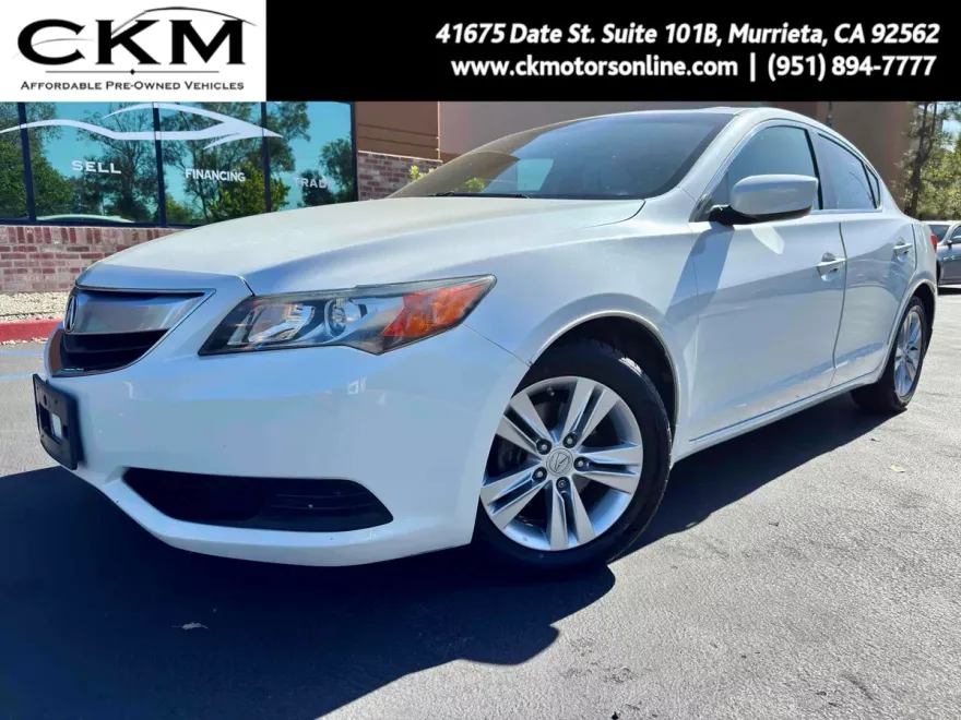 2013 Acura ILX 2.0L photo 1