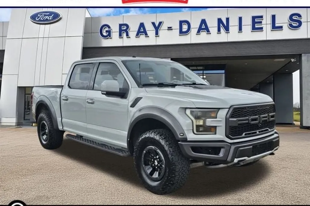 2017 Ford F-150 Raptor photo 1