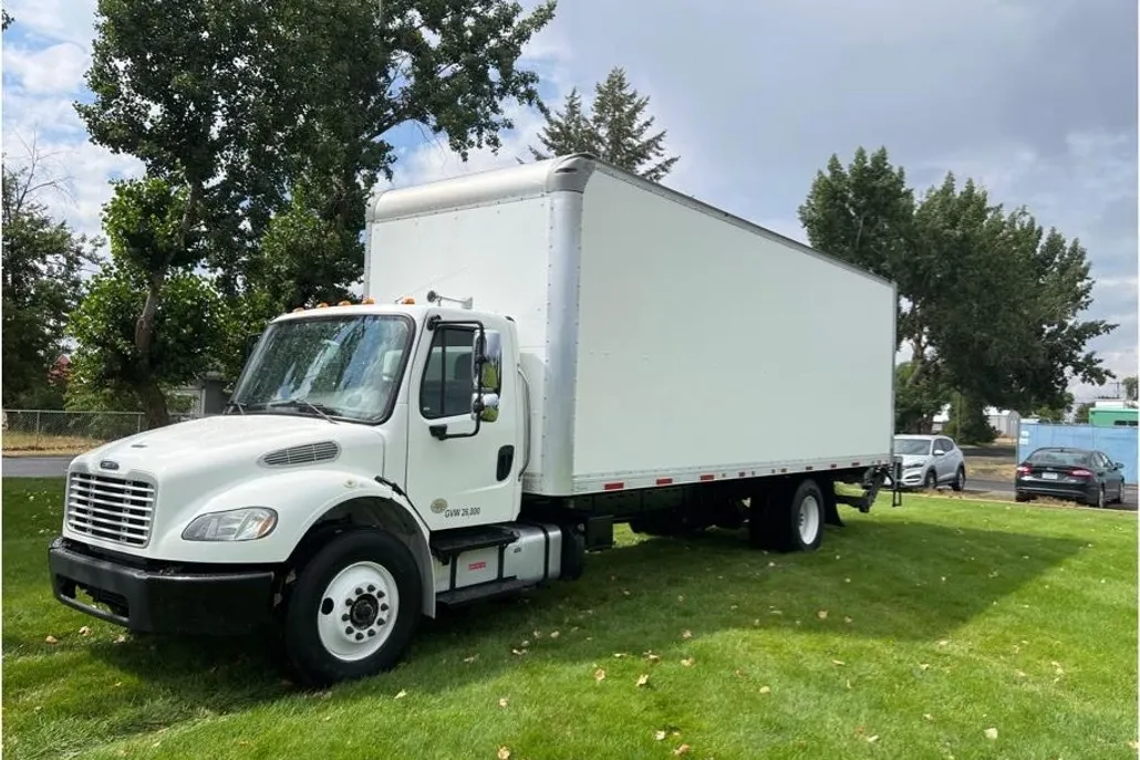 2019 Freightliner M2 106 Medium Duty photo 1