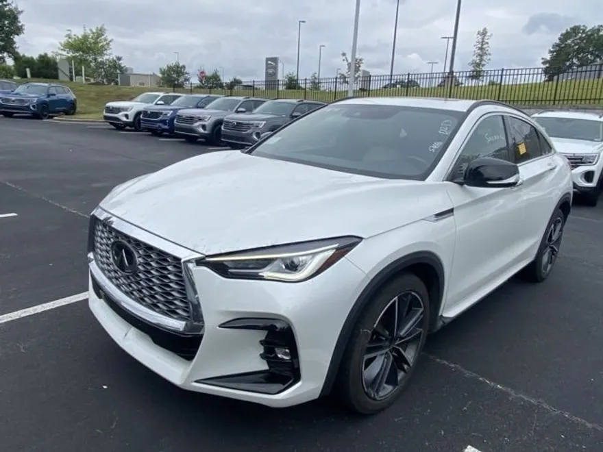 2024 Infiniti QX55 Luxe photo 1