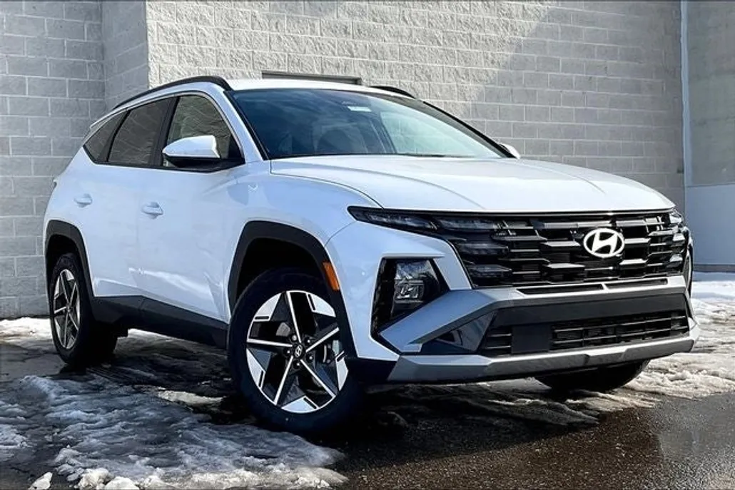 2025 Hyundai Tucson SEL photo 1