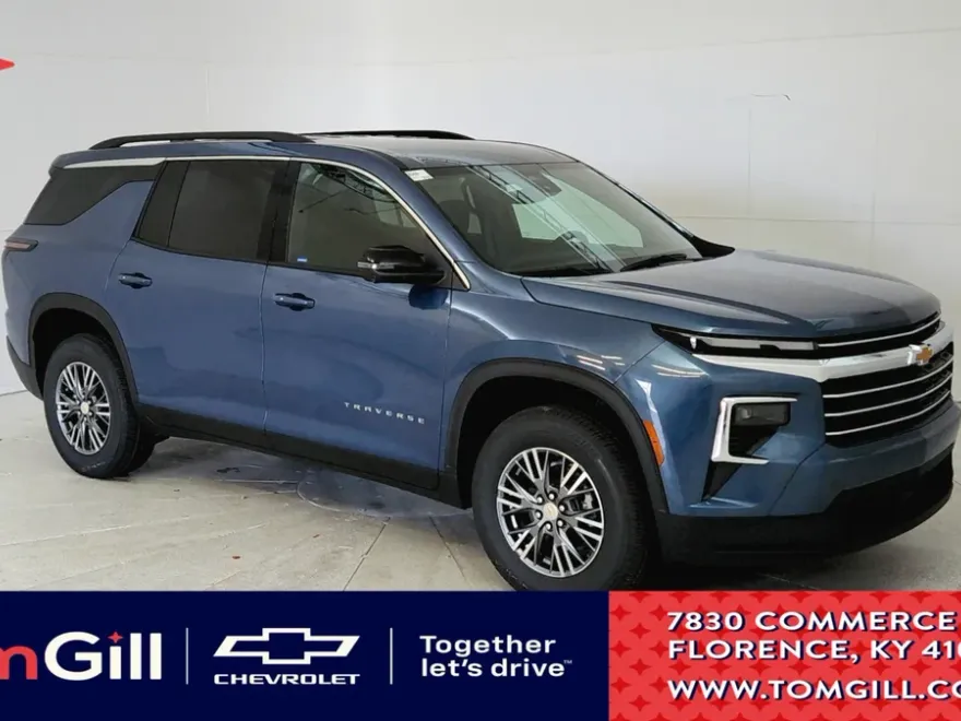 2025 Chevrolet Traverse photo 1