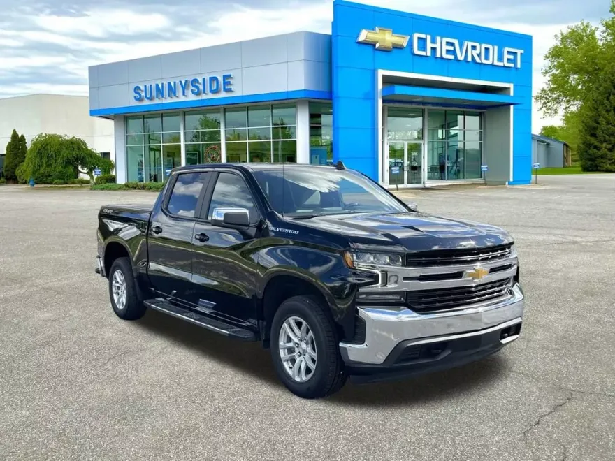 2021 Chevrolet Silverado 1500 LT photo 1