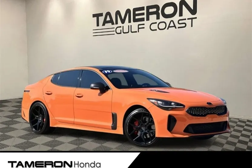 2019 Kia Stinger GT photo 1