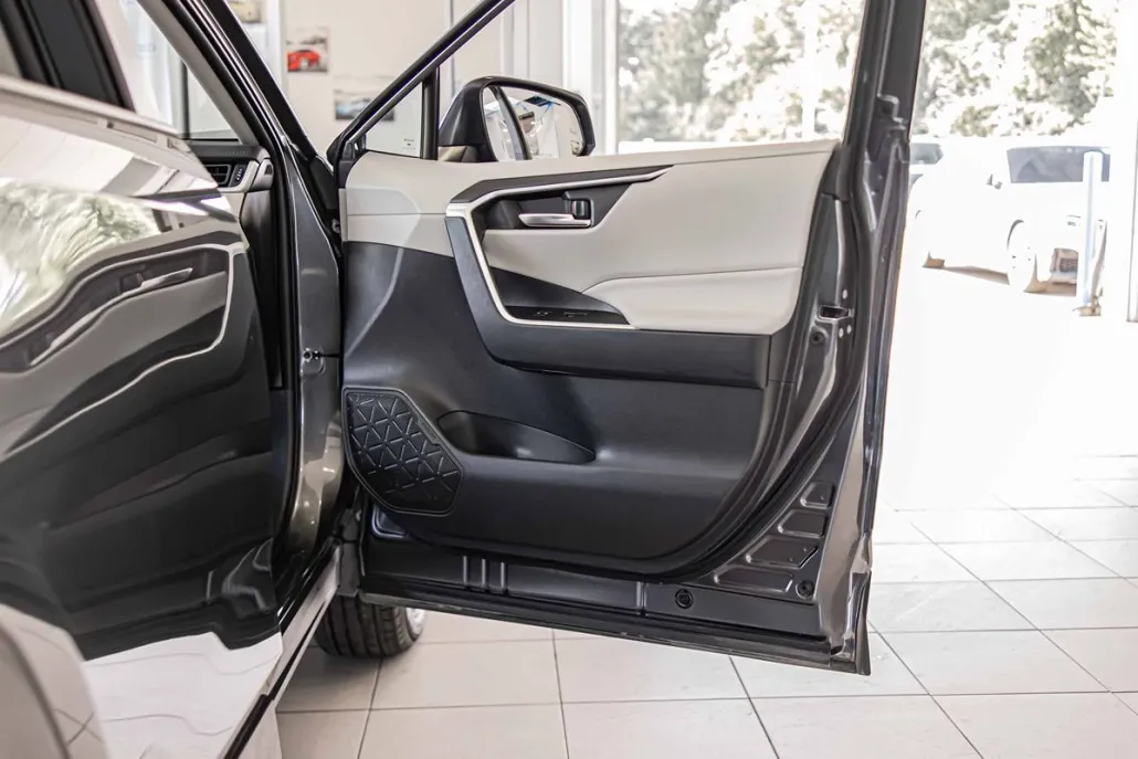 2021 Toyota RAV4 Hybrid XLE Premium photo 1