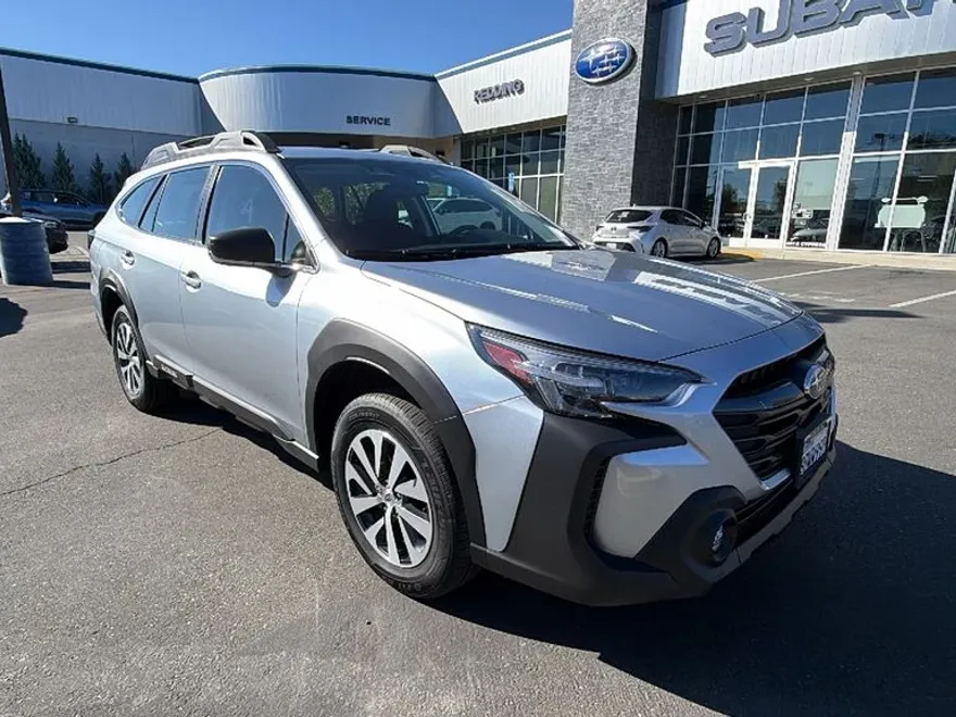 2023 Subaru Outback 2.5i photo 1