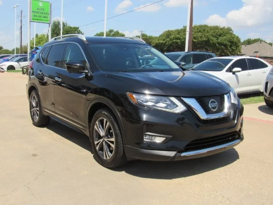2017 Nissan Rogue SL photo 1
