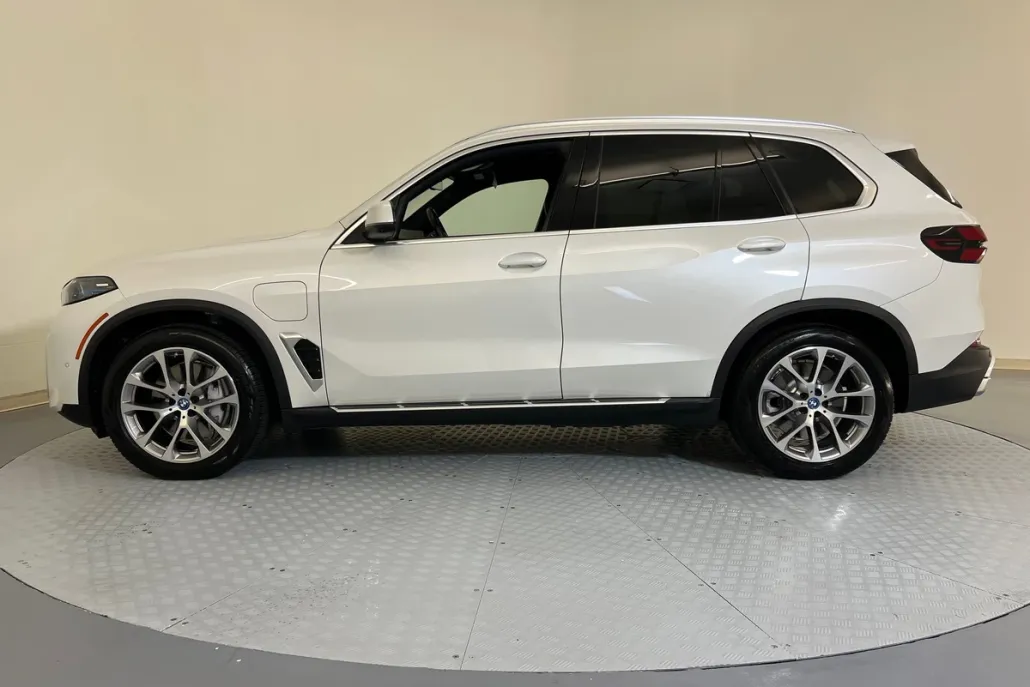2025 Bmw X5 xDrive50e photo 1