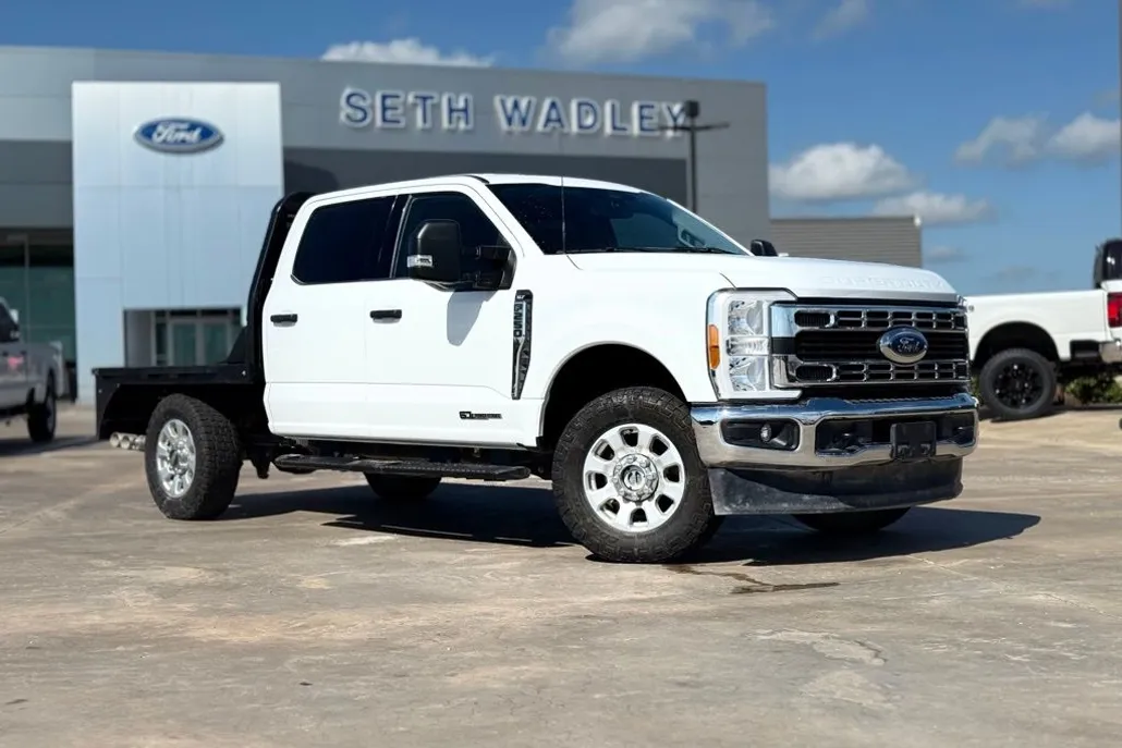 2023 Ford F-250 photo 1