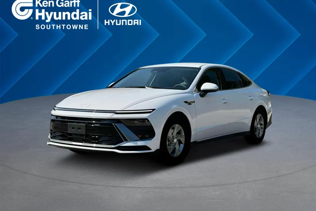 2025 Hyundai Sonata SE photo 1