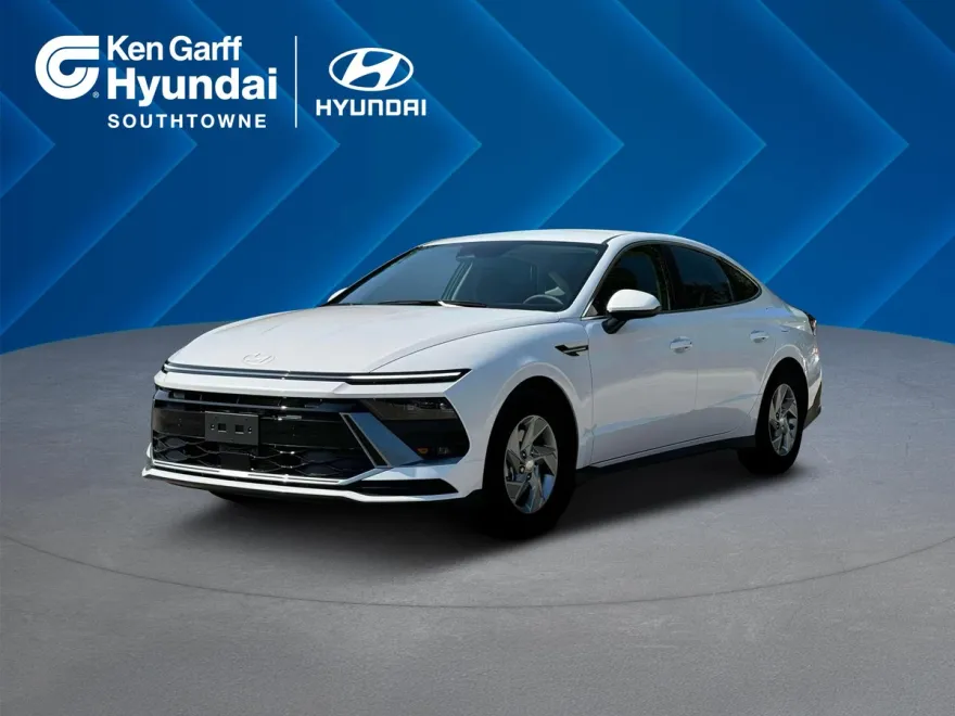 2025 Hyundai Sonata SE photo 1