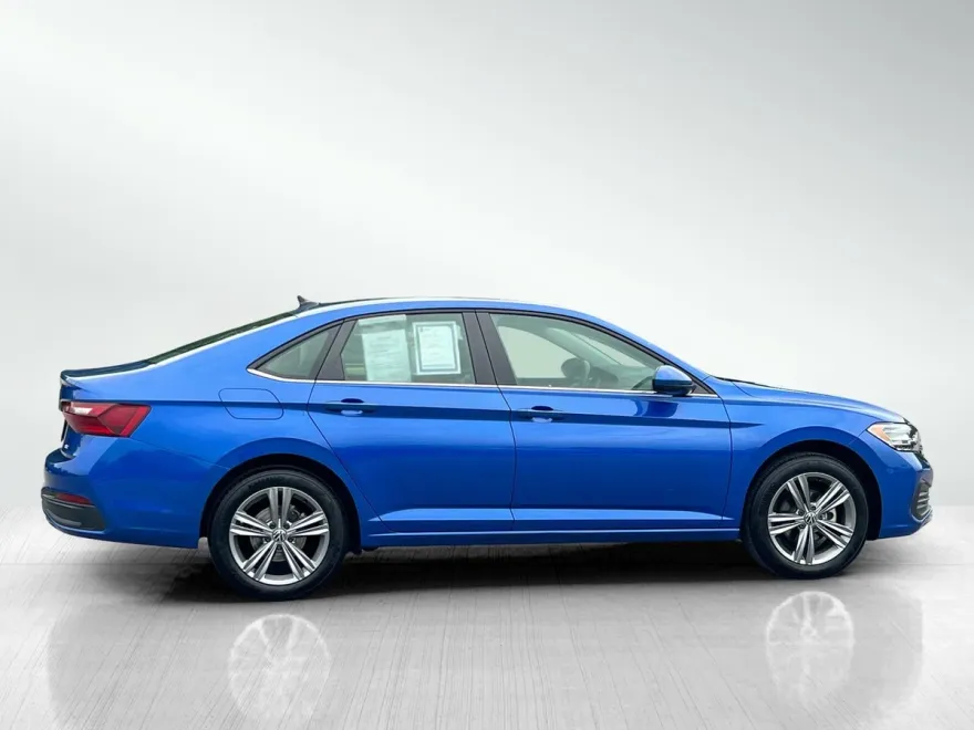 2024 Volkswagen Jetta 1.5T SE photo 1