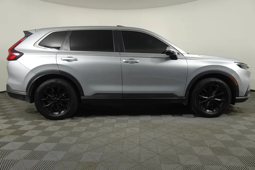 2025 Honda CR-V EX photo 1