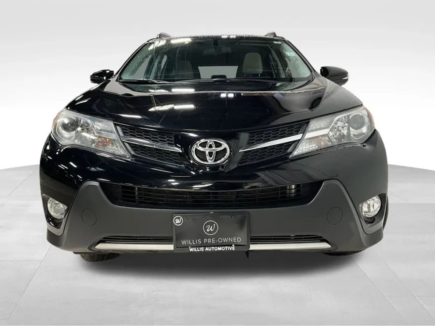 2013 Toyota RAV4 XLE photo 1