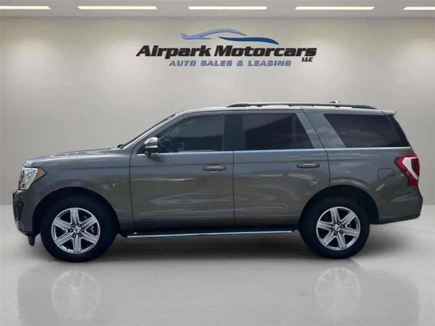 2019 Ford Expedition XLT photo 1