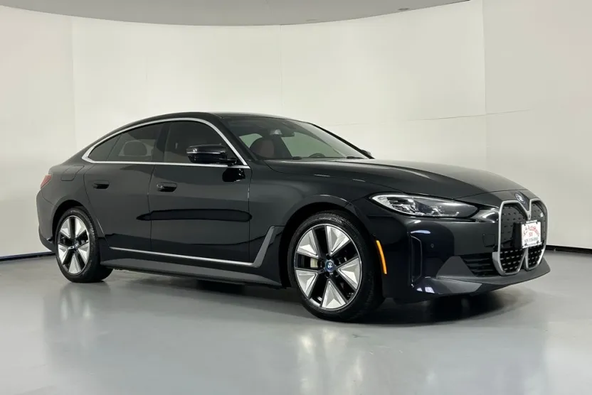 2023 Bmw i4 eDrive35 photo 1