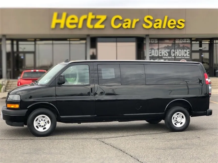 2023 Chevrolet Express 3500 LS photo 1