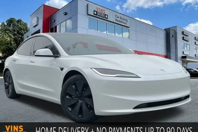 2024 Tesla Model 3 Long Range photo 1