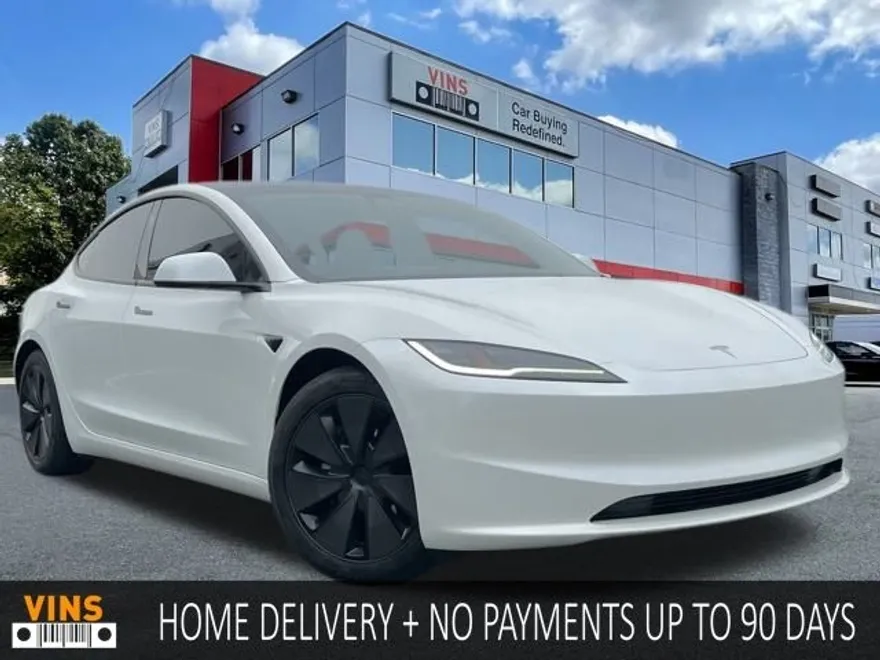 2024 Tesla Model 3 Long Range photo 1