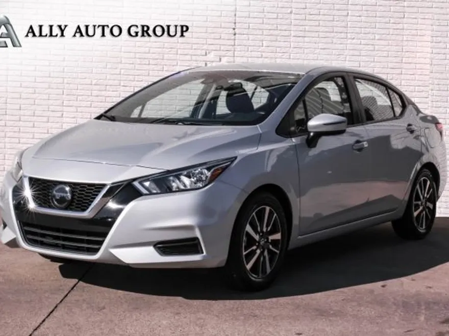 2021 Nissan Versa SV Sedan photo 1
