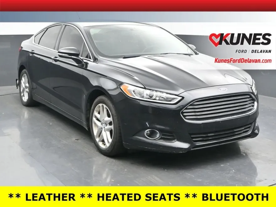 2013 Ford Fusion SE photo 1