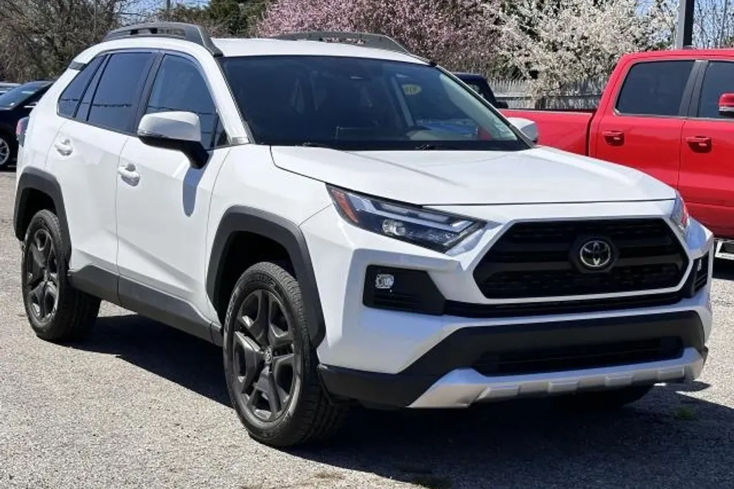 2023 Toyota RAV4 Adventure photo 1