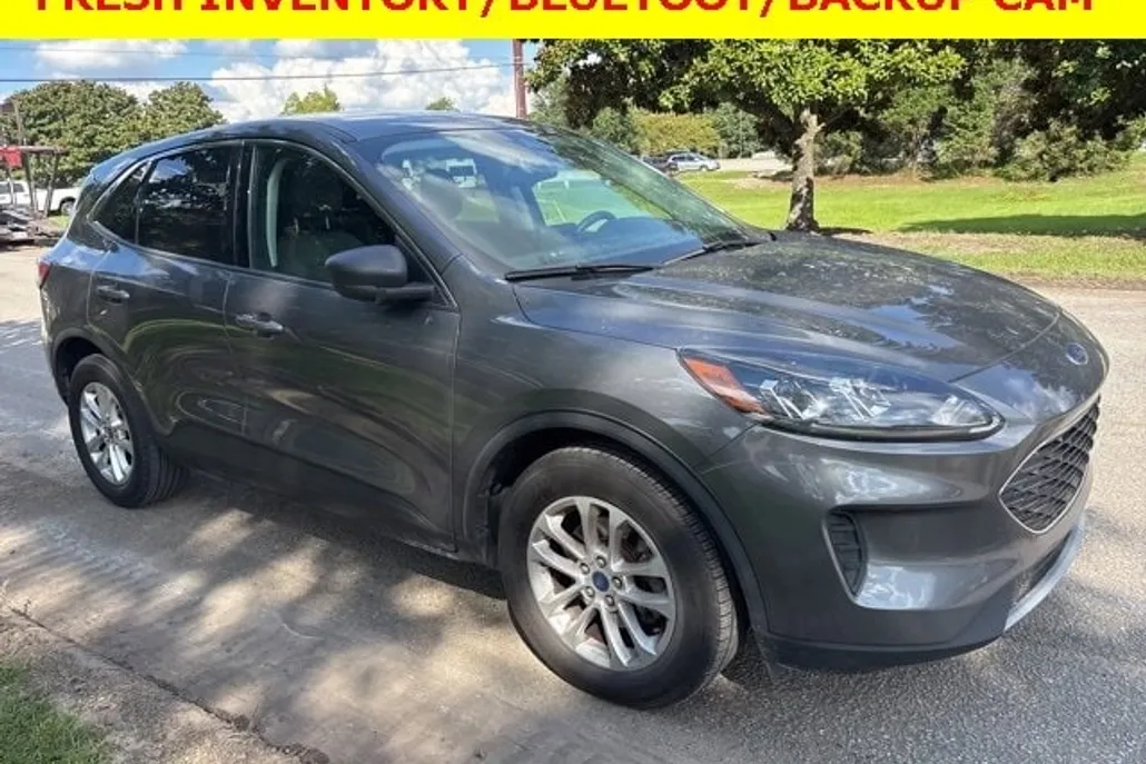 2022 Ford Escape SE photo 1