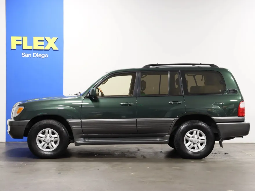 2000 Lexus LX 470 photo 1