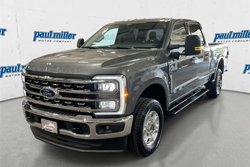 2026 Ford F-350 XLT photo 1