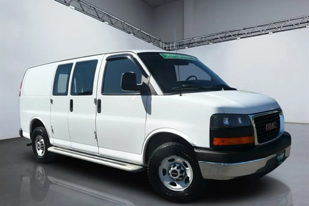 2015 Gmc Savana photo 1