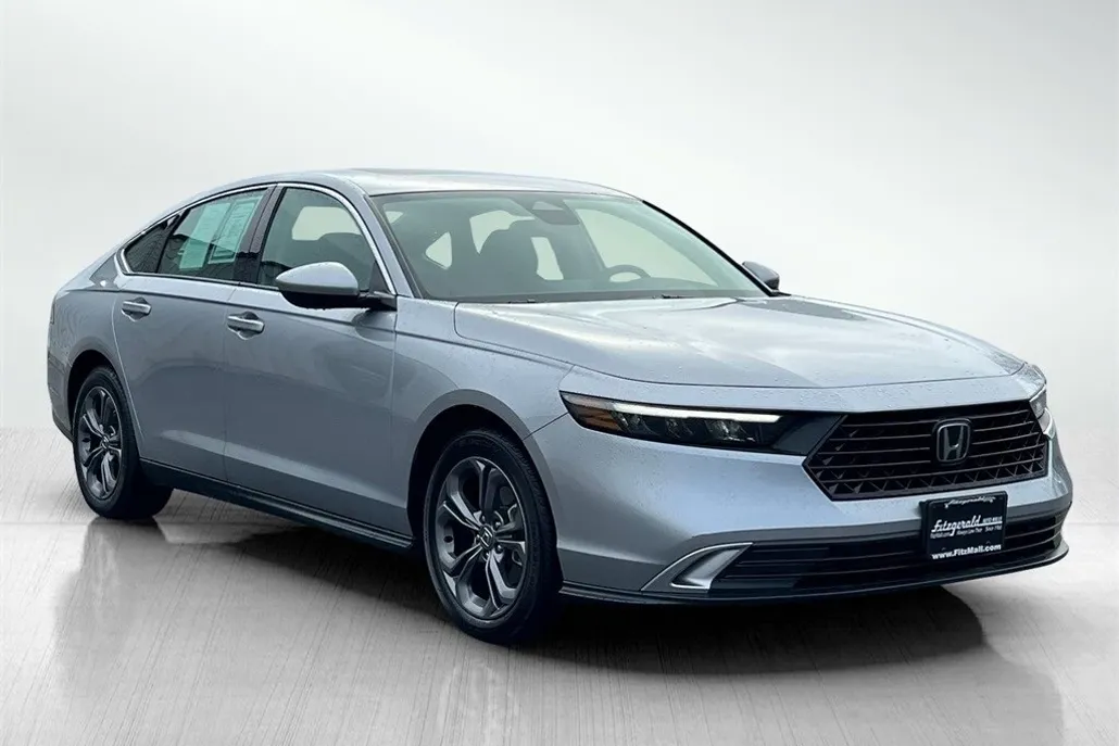 2023 Honda Accord EX photo 1