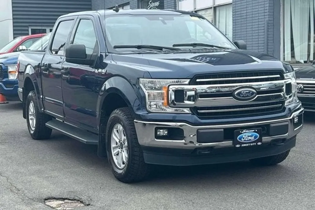 2019 Ford F-150 XLT photo 1