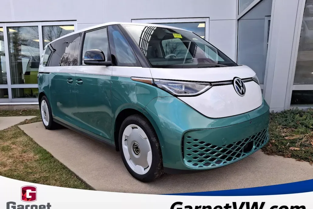 2025 Volkswagen ID. Buzz photo 1