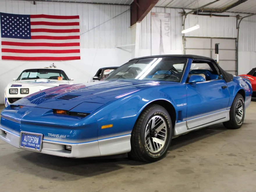 1985 Pontiac Firebird photo 1