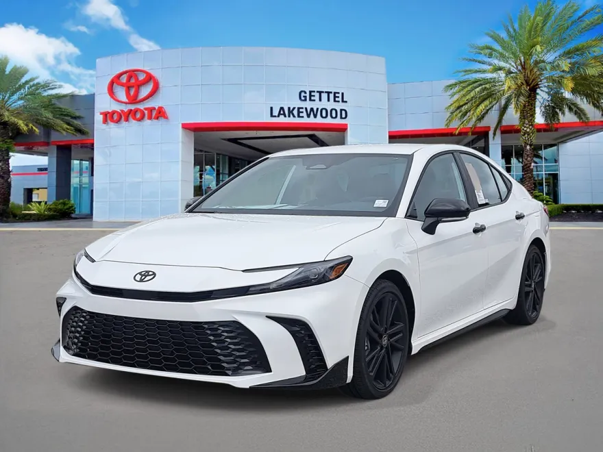 2026 Toyota Camry photo 1