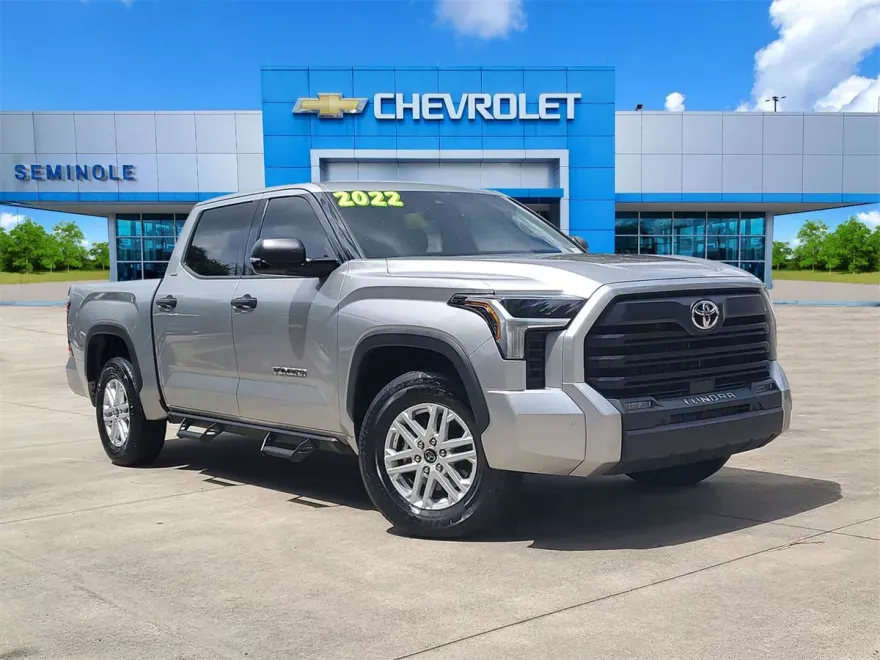 2022 Toyota Tundra SR5 photo 1