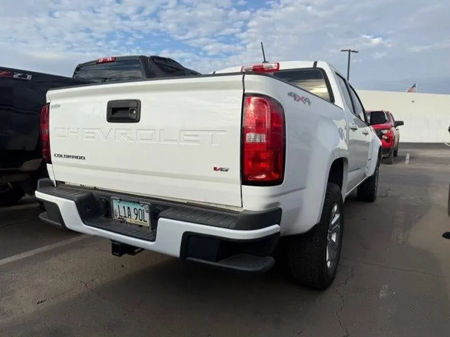 2022 Chevrolet Colorado LT photo 1