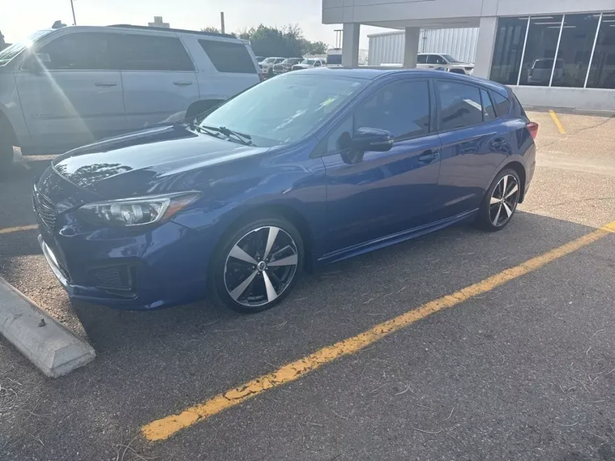 2017 Subaru Impreza 2.0i Sport photo 1