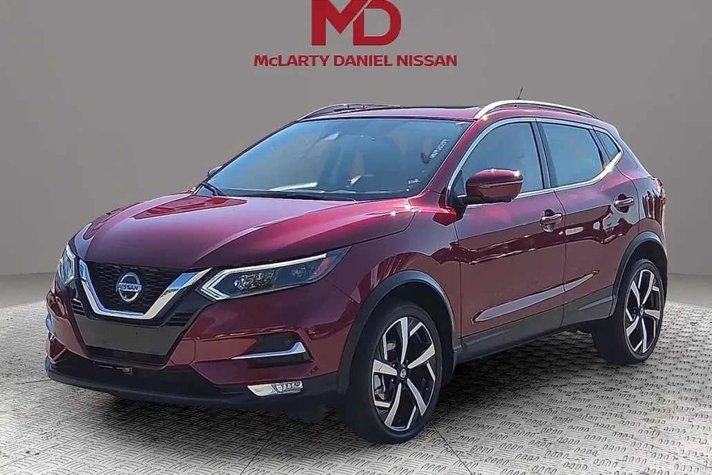 2021 Nissan Rogue Sport SL photo 1