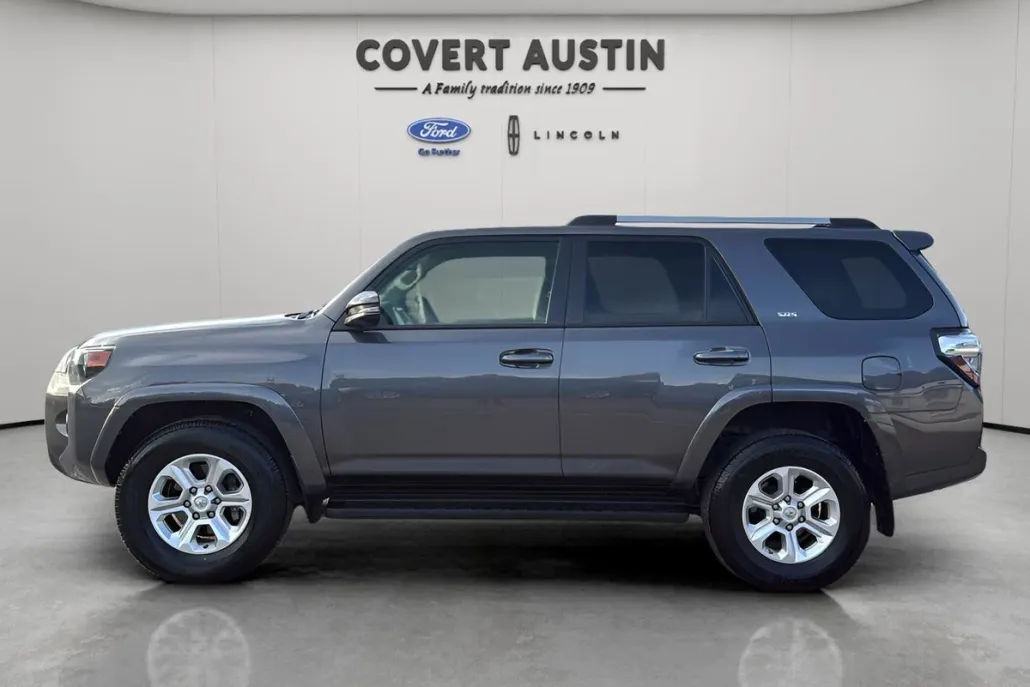 2021 Toyota 4Runner SR5 Premium photo 1