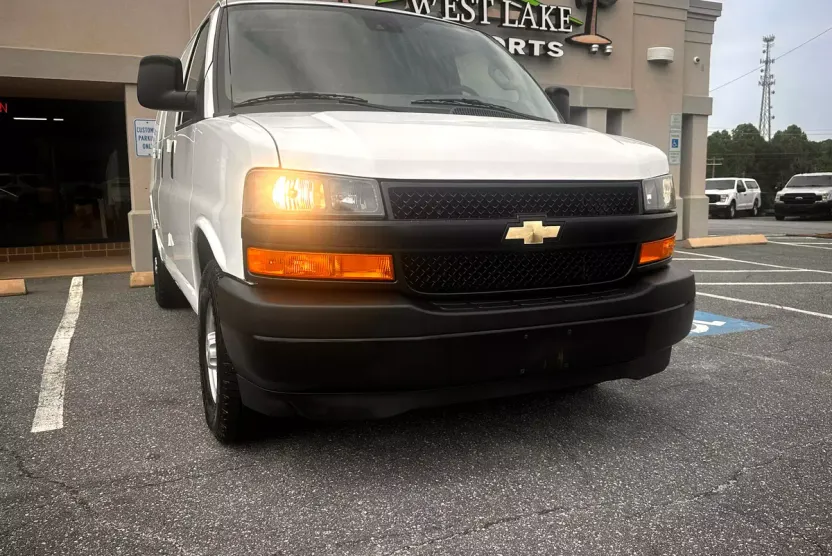 2019 Chevrolet Express Cargo Van 2500 photo 1