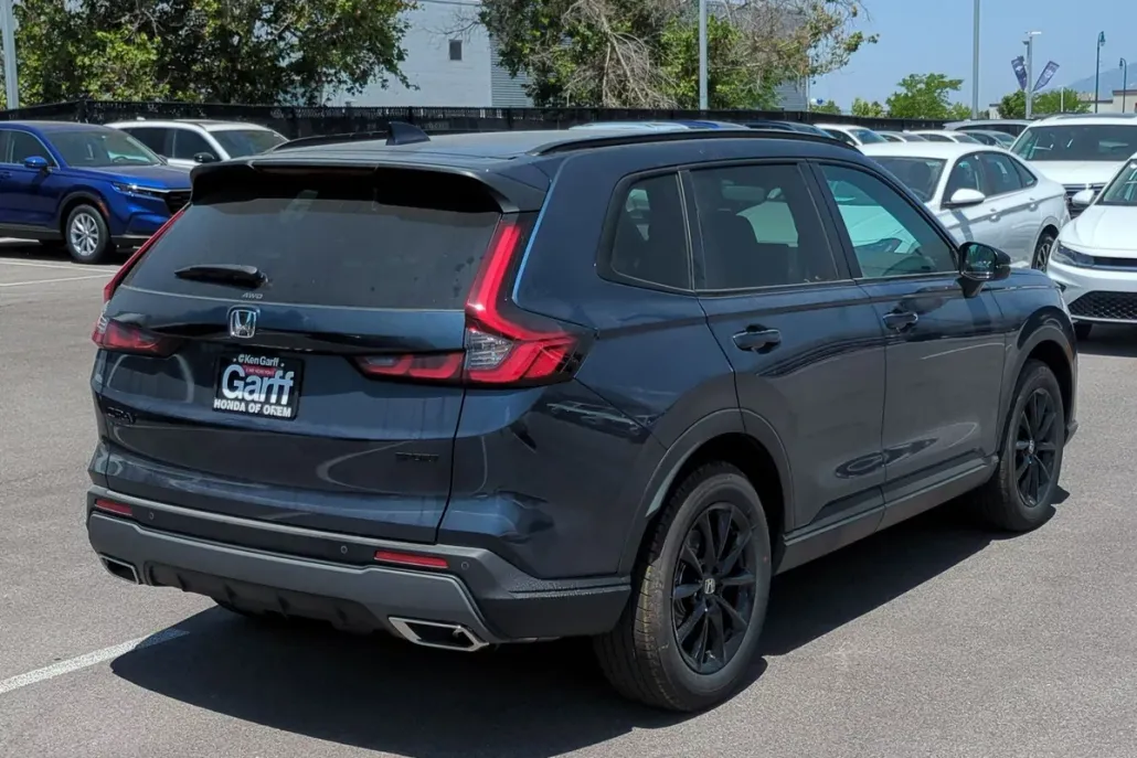 2026 Honda CR-V Hybrid Sport-L photo 1